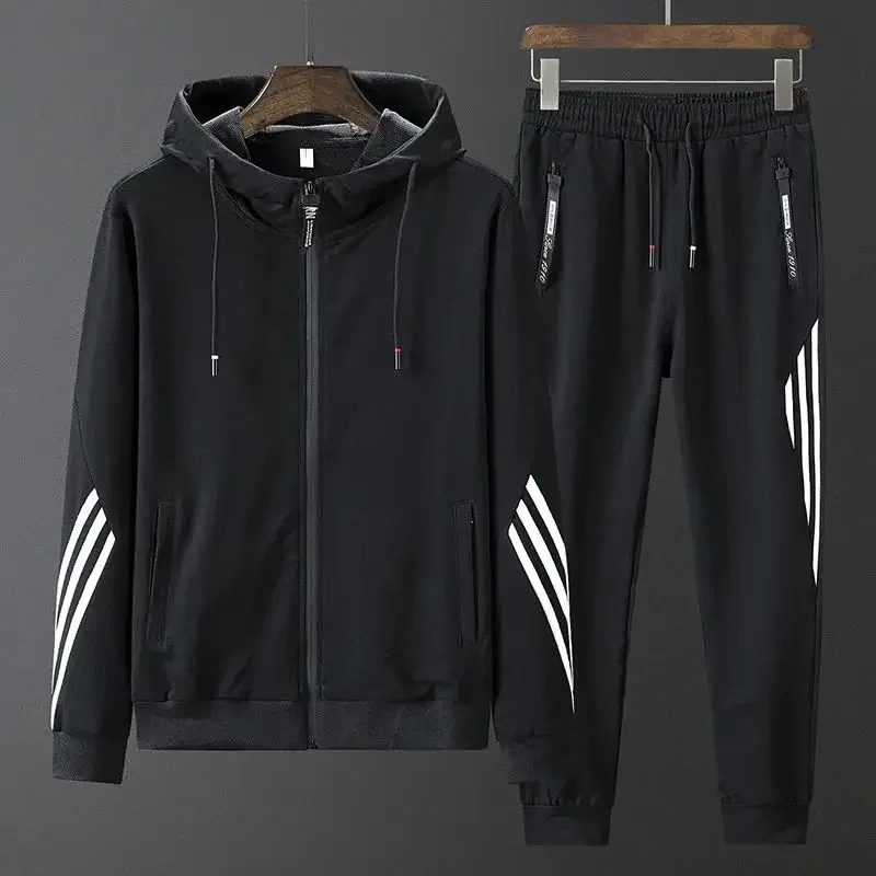 Men's Spring Autumn Training Set Long Sleeve Hooded Sweatshirt and Loose Pants for Casual Running and Outdoor Sports