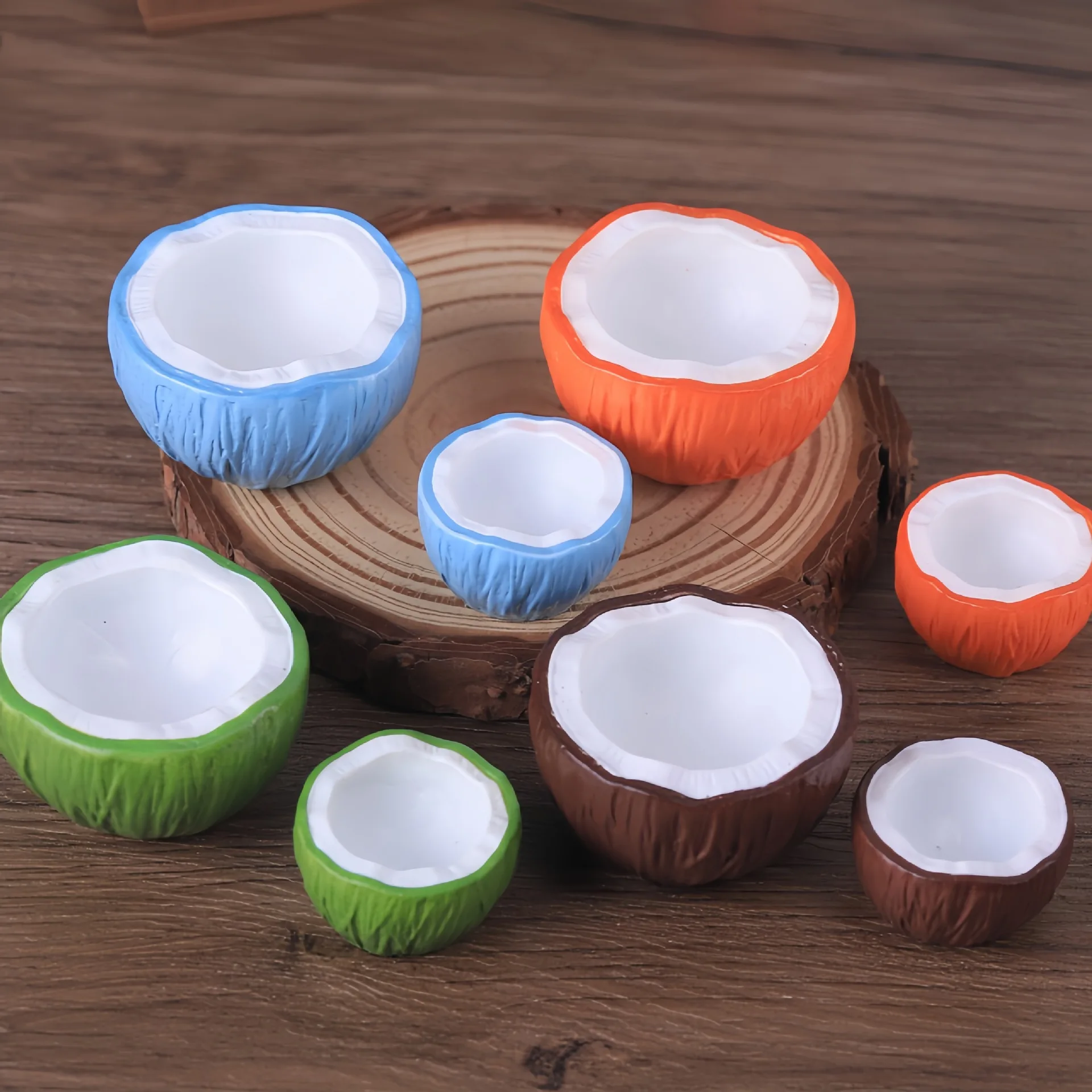 2pcs Mini Colorful Coconut Shell Models Coconut Fruit Food Handmade Resin Accessories Coconut Drink Scene Decor Miniature Model