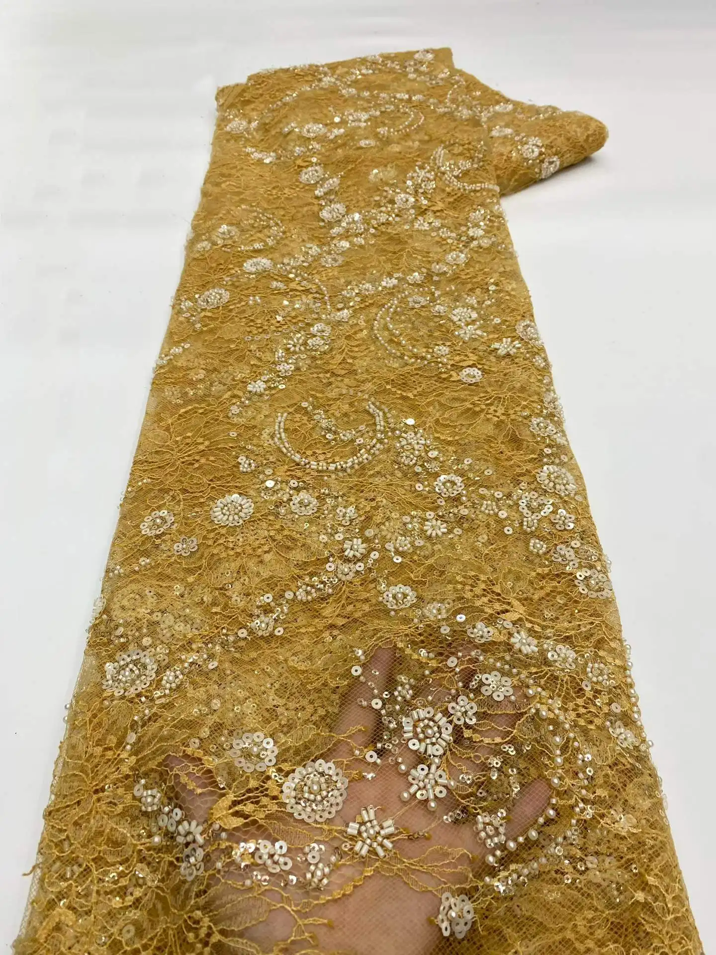 

2026 Luxury Gold African French Mesh Lace Fabric Embroidery Lace with Sequins Beads High Quality for Nigerian Wedding 5 Yards