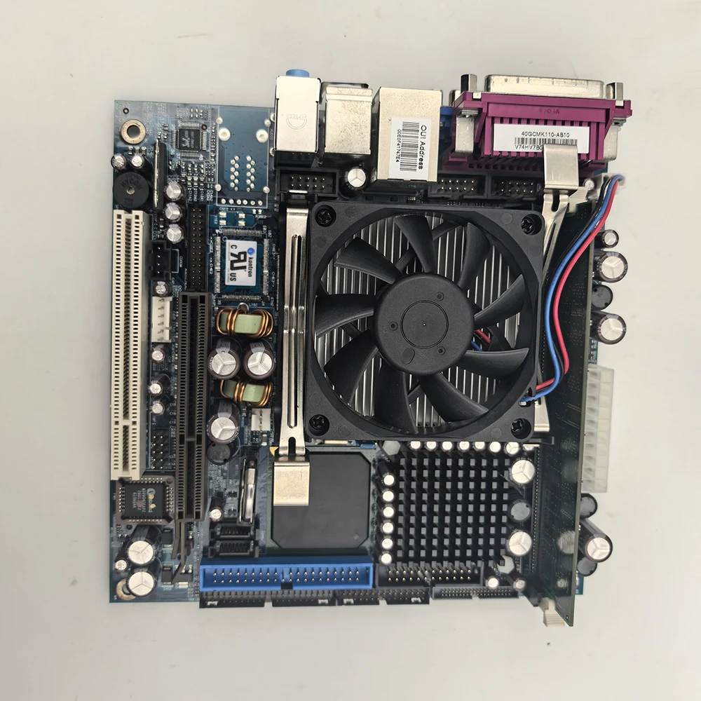 

886LCD-M/mITX Оригинальная промышленная материнская плата