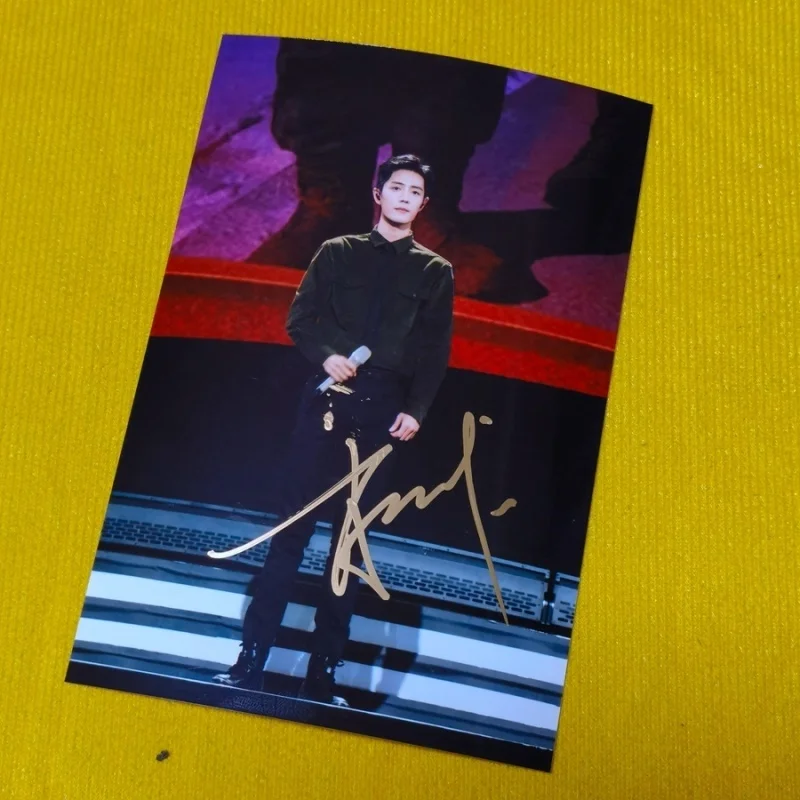 Xiao Zhan 2022 Online Audiovisual Annual Celebration autographed photo 6-inch non printed as birthday gift for friend