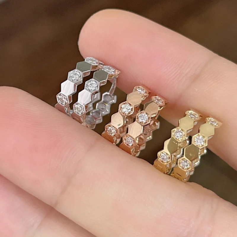 

Модные и изысканные серьги с шестиугольным дизайном в виде сот, украшенные цирконами, круглой формы, подходящие для женщин.