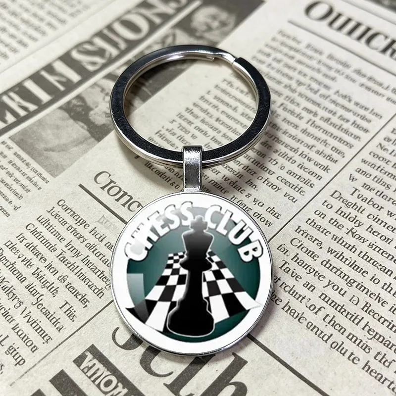 Classic Chessboard Chess Piece Pattern Round Glass Cabochon Keychain Strategy Game Lover Auto Key Pendant Hobby Gift