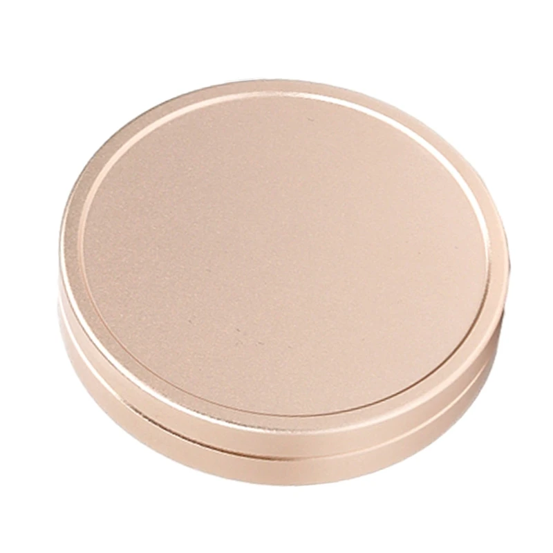 내부에 몰려 있는 렌즈 캡은 Mini Evo Dropship의 촬영 경험을 향상시킵니다.