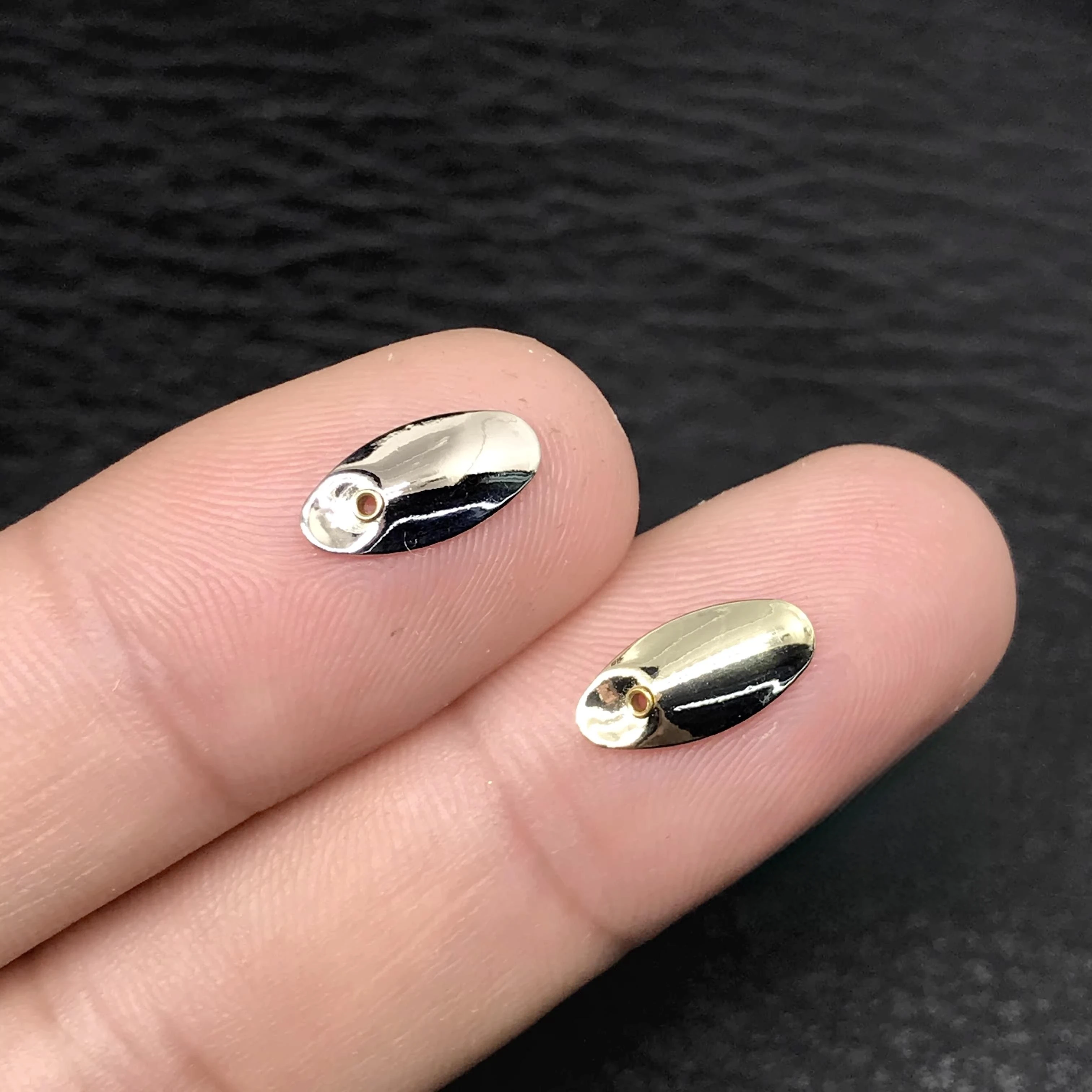 

30/100pcs Metal Sequin Copper Blade Spoon Spinner 1.4cm 0.45mm for Fly Fishing Lure Willow Blades Silver Gold DIY Not Hurt Lin