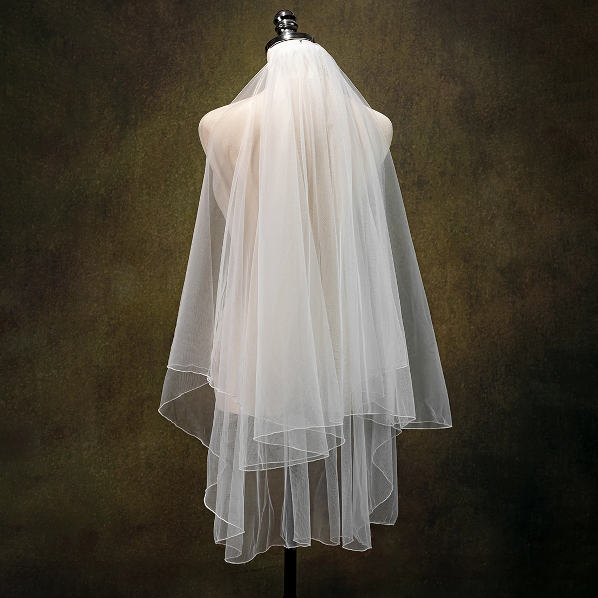 

2tier simple short veil,delicate elegant edge bride veil with hair comb,soft flowing classic retro face-cover tulle bridal