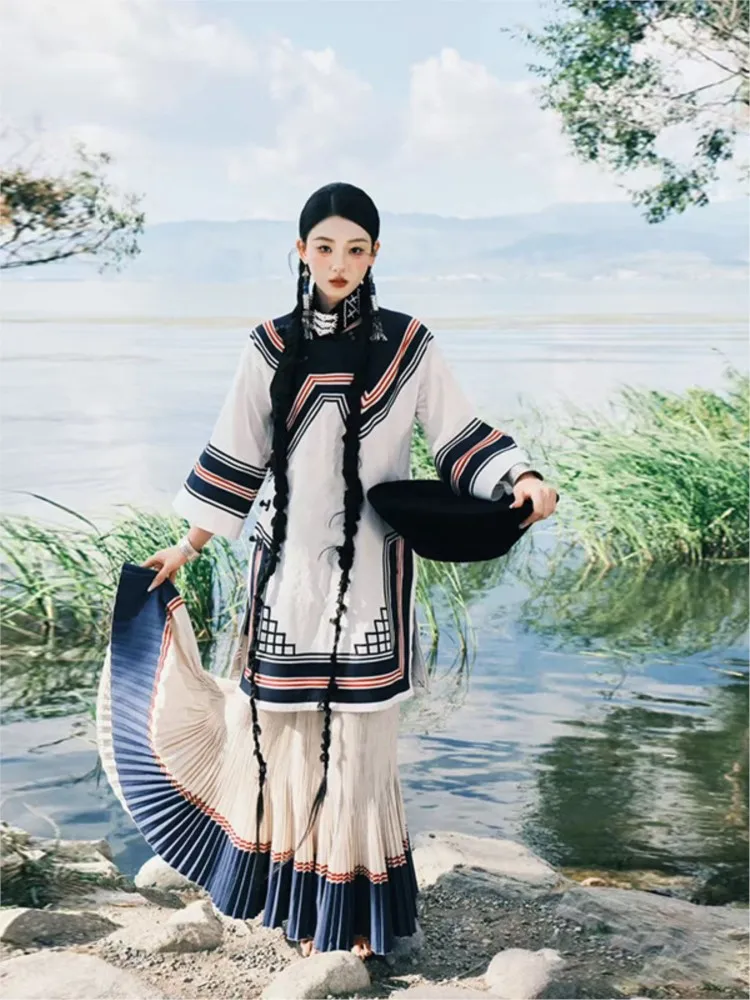 

Новый стиль костюма для выступлений из хлопка и льна с вышивкой.