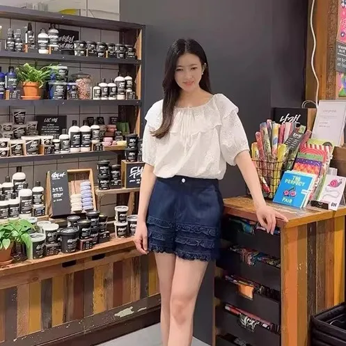 

Ele Embroidered Hollow out oulder Bared irt Women's Loose Fit Bubble Sve round Ne ort Sve Casual irt