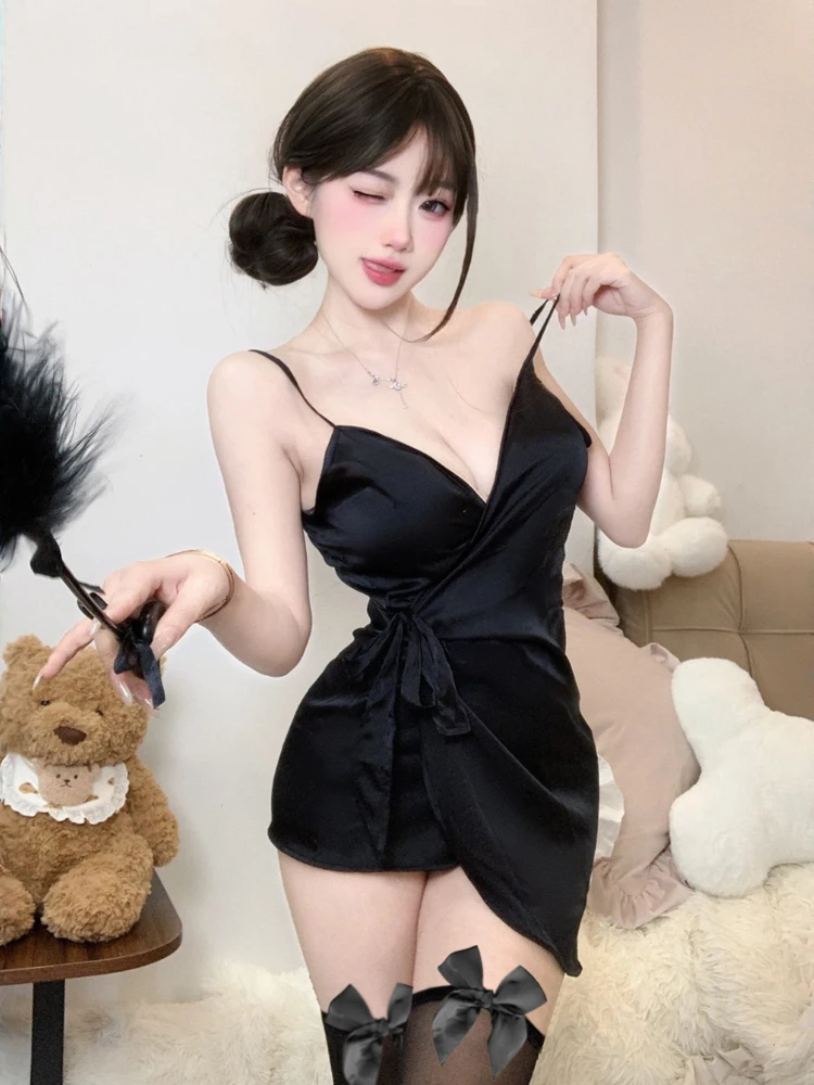 

Сексуальное летнее платье с глубоким V-образным вырезом, на бретельках, с бантом на талии, короткое, с асимметричным подолом, однотонное, с завышенной талией