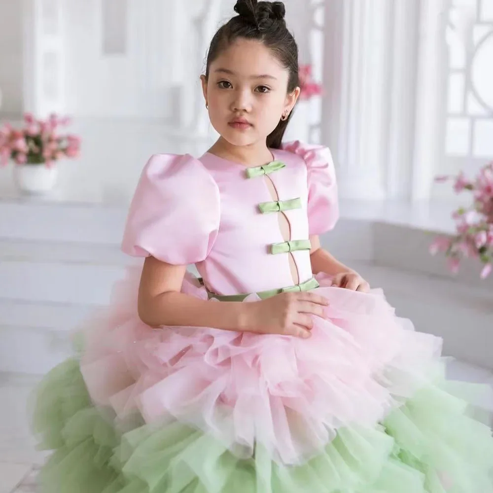 Meisjes baljurk van gelaagde tule met pofmouwen en strikriem Elegant ontwerp voor formele evenementen Bruiloften Bloemenmeisje Avond Verjaardag P