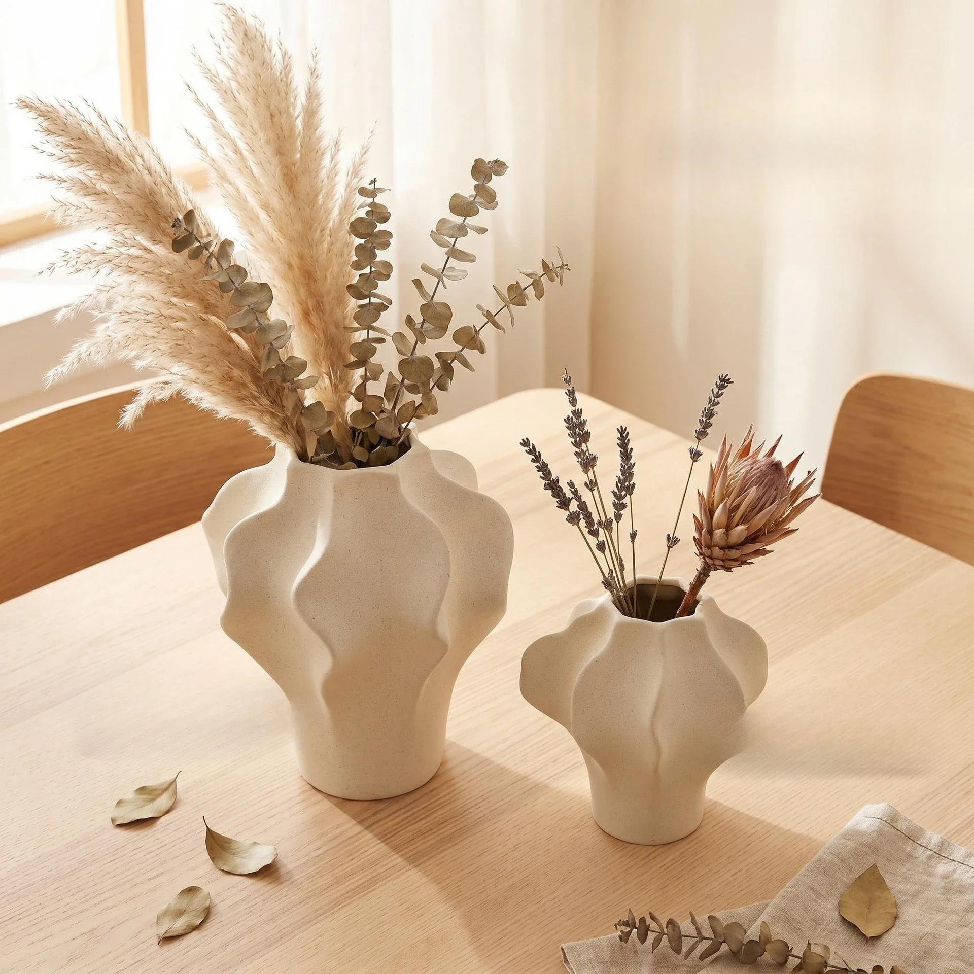 Beige Ceramic Vase Handmade Ceramic Jar Three-dimensional Pleated Flower Vases Flowerpot Home Decoration Accessories