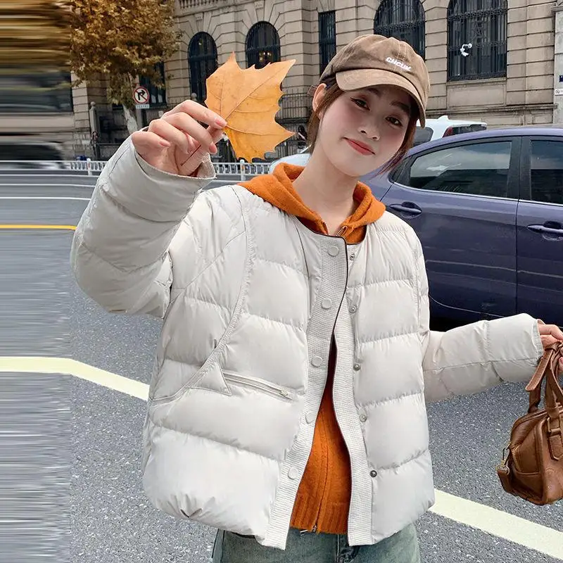 

Модный короткий пуховик для женщин: новая легкая тонкая верхняя одежда в корейском стиле, прямой крой