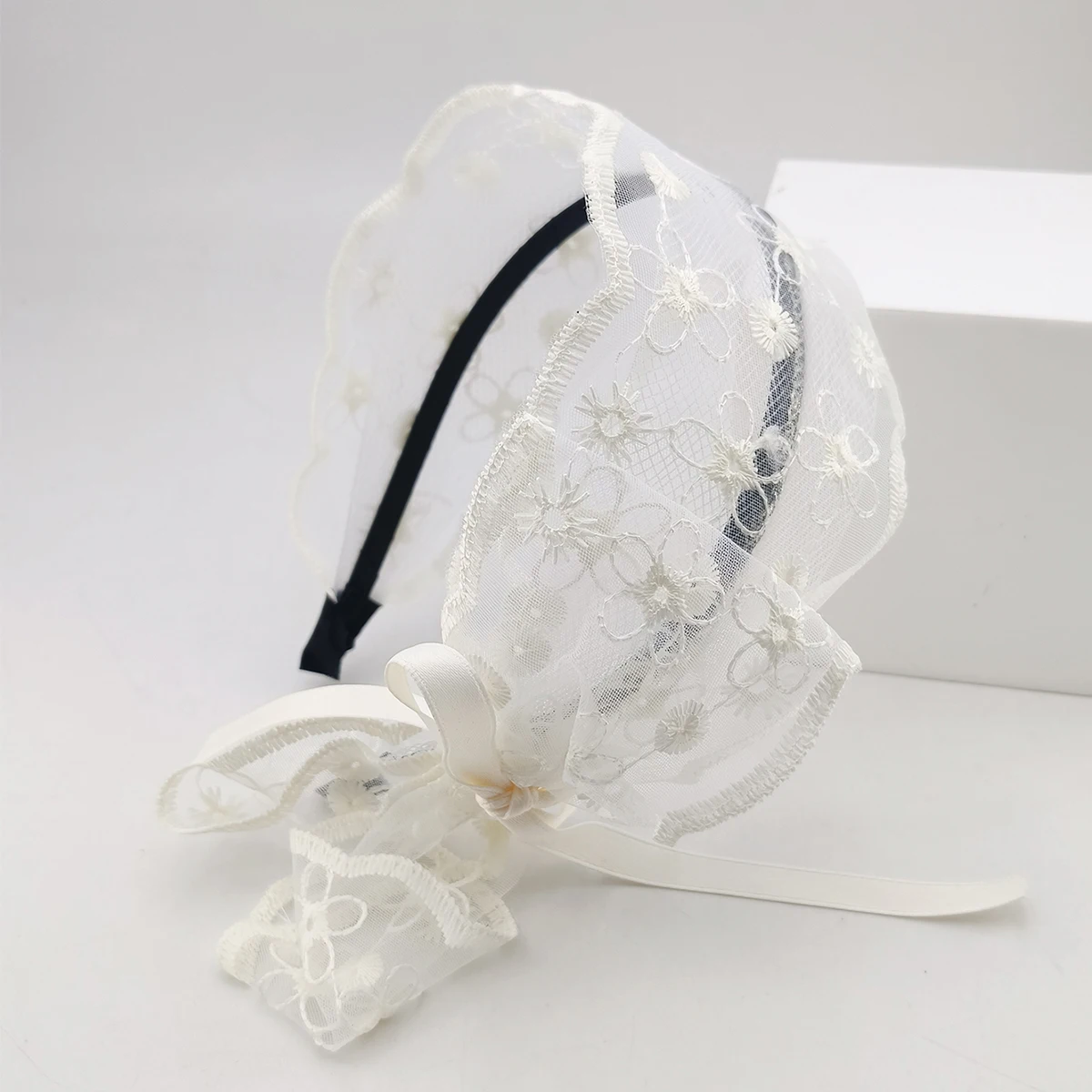 New Vintage Pastoral Lace Hair Band White Lace Bow Wrap Sweet Headband Elegant Embroidery Ribbon Headband Wedding Accessories - view 4