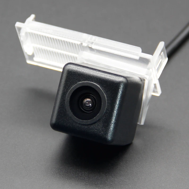 

BigBigRoad Car Rear View Camera For Renault Koleos 2017 2018 Night Vision Waterproof CCD Parking Backup Camera