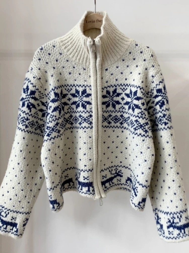 Moda coreana maglione Cardigan abbigliamento donna autunno inverno fiocco di neve modello corto colletto in piedi cerniera calda giacca di natale
