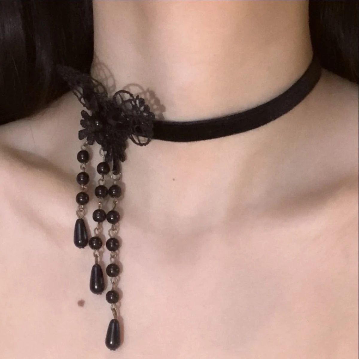 

Ожерелье на Хэллоуин в стиле Лолиты, готическом стиле, кружевное ожерелье с бабочкой и жемчугом, цепочка на ключицу
