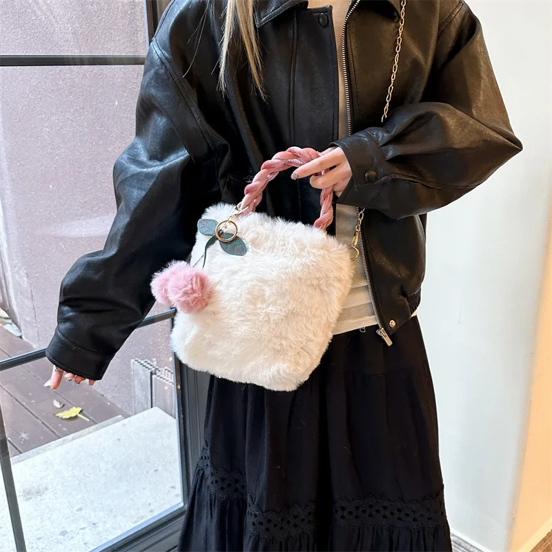 

Fashionable Plush Cherry Crossbody Bag Women's New Style Chain Handbag Bucket Bag Handbag with Internal Zipper And Artificial Le