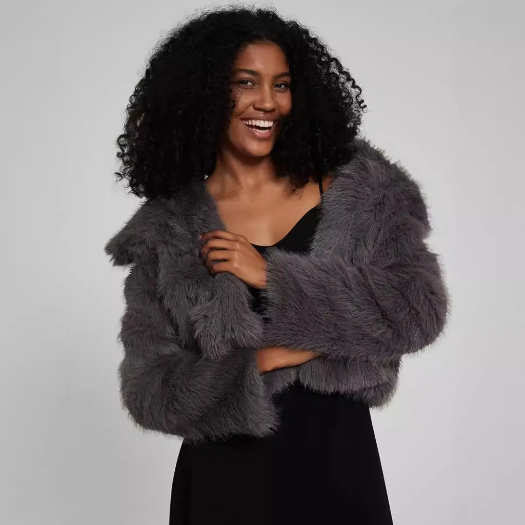 

Women's European And American-Style Faux Fur Effect Coat Warm Lapel Winter Top Wholesale