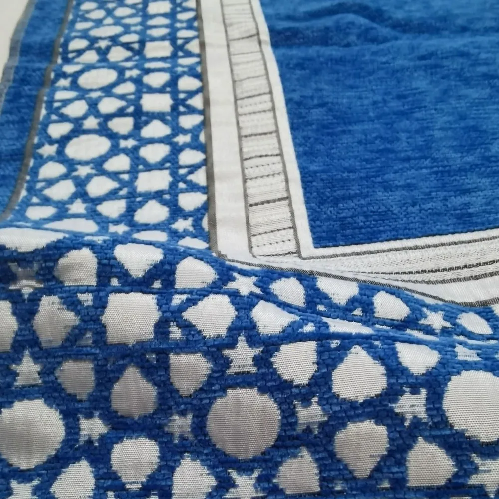 ของขวัญอิสลาม พรมละหมาดมุสลิม ขนาด 70x110 ซม. รูปทรงสี่เหลี่ยมผืนผ้า พับเก็บได้ ชุดพรมละหมาดลายชาติพันธุ์ กันลื่น ผ้าคลุมสำหรับการประกอบพิธีทางศาสนา พกพาสะดวก