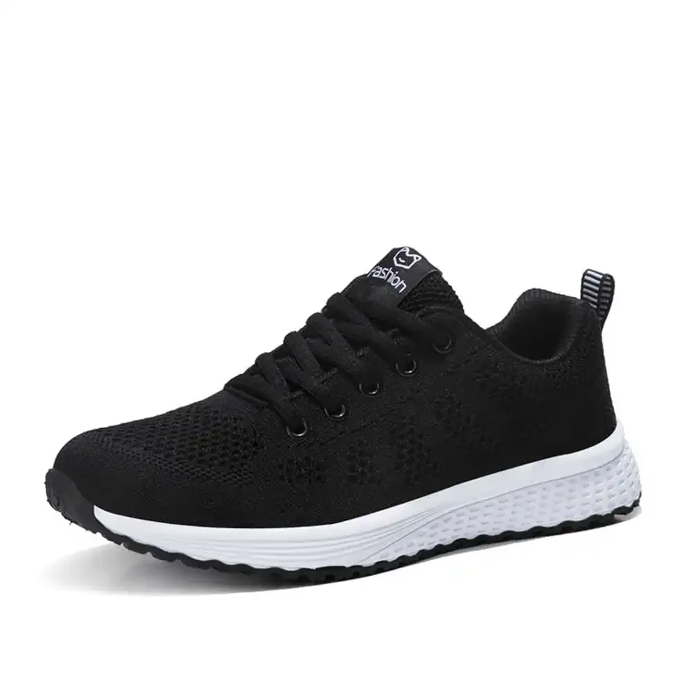 Tweekleurige Donkere Dames Laarzen Zwarte Luxe Schoenen Dames Lente Zomer Sneakers Sport Hoge Kwaliteit Cool Maker 2024G Designer