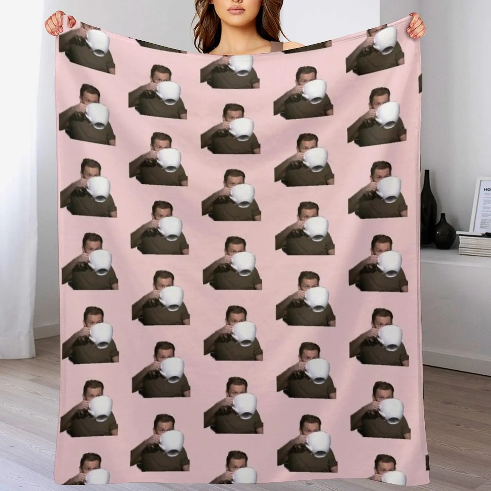 

Pink Tom Holland tea cup Throw Blanket Soft Bedroom Blanket for Night Sleeping