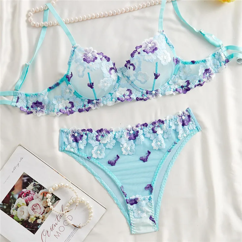 

Romantic Lingerie Sets Sexy Blue Floral Embroidery Underwire Lace Seamless Underwear See Through Female Exotic Bra Brief Sets