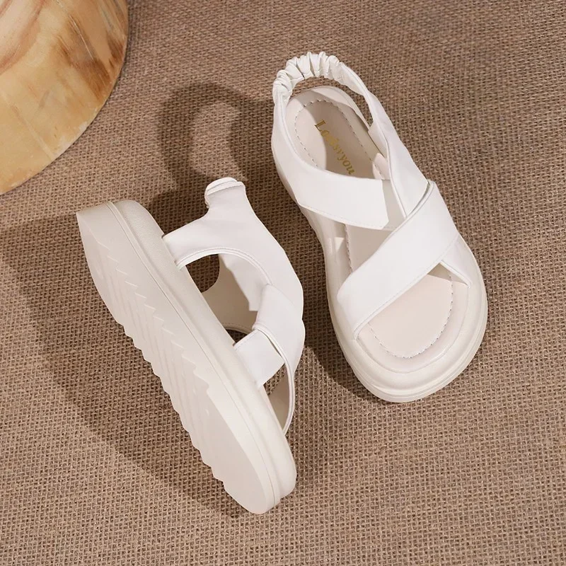 2023 Sandals New Women Thick Sole Ladies Platform Flats Soft Bottom Comfortable Female Shoes Beach Roman Cross Summer