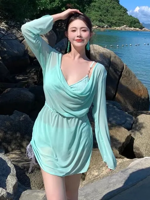 

Сексуальный комплект из двух предметов: бикини с V-образным вырезом и длинными рукавами, пляжная накидка для женщин, для горячих источников, доступны большие размеры, включая размеры для полных женщин.