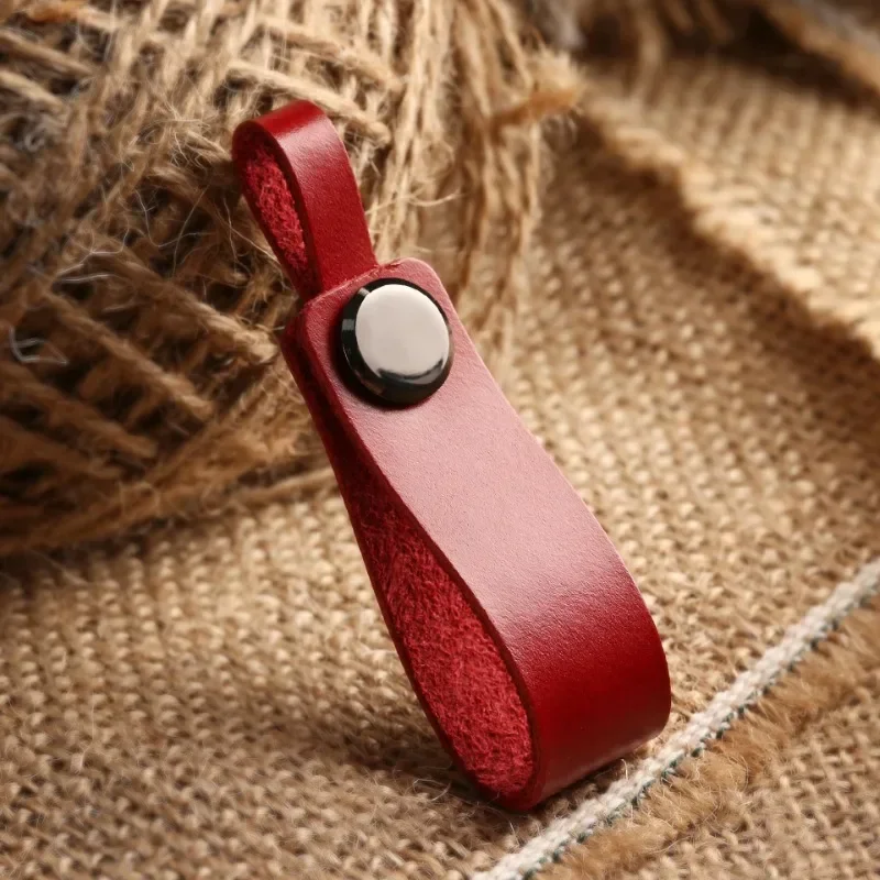 Benutzerdefinierter Logo-Schlüsselanhänger aus echtem Leder für Herren und Damen, Vintage-Stil, personalisierter Auto-Namens-Schlüsselanhänger, Lasergravur, Namens-Schlüsselanhänger