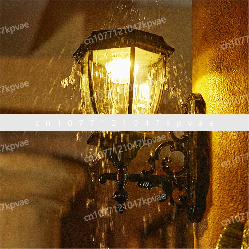 Solar wall light, outdoor garden light LED outdoor wall light, waterproof super bright balcony European-style villa gate