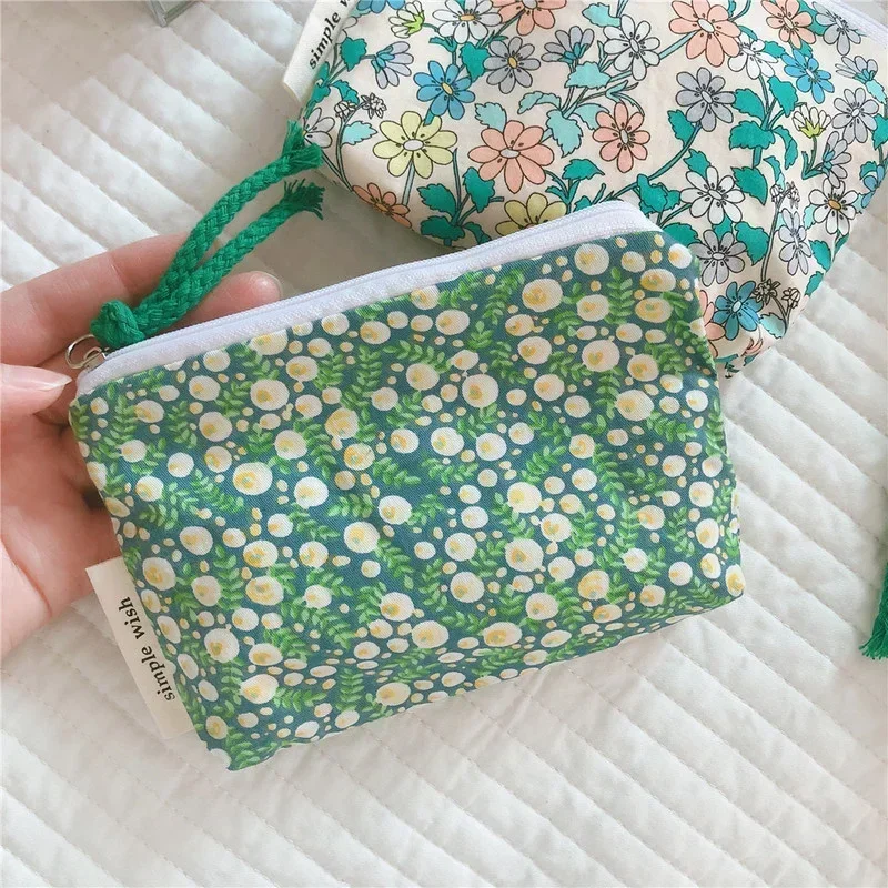 Cute Floral Small Cosmetic Bag Cotton Make Up Bag Organizer Bags for Women Lipstick Makeup Bag Children Purse Coin Pouch Case