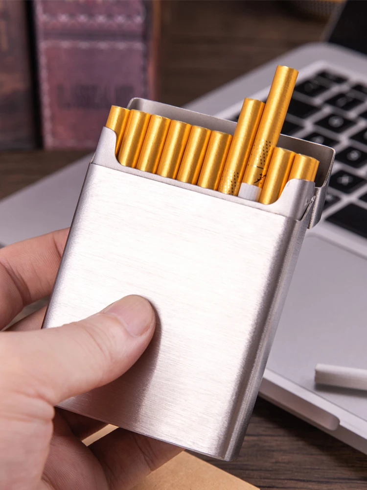 

Portable Stainless Steel Cigarette Box Medium Thick 20 Pack Metal Cigarette Holder Anti-Pressure Compact Size 65mm