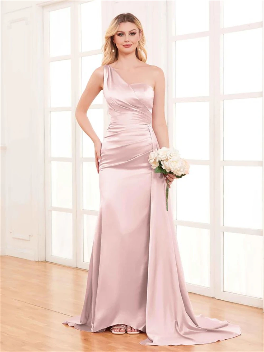 2024 Women's One-shoulder Satin Mermaid Bridesmaid Dresses Backless Pleated Sleeveless Split Long Ruched Formal Prom Gowns