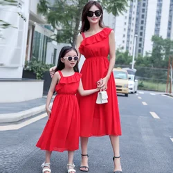 2024 Summer Mother and Daughter Red Dress Vacation Look Mom and Baby Girl Same Beach Dresses Holiday Mammy and Me Equal Clothing