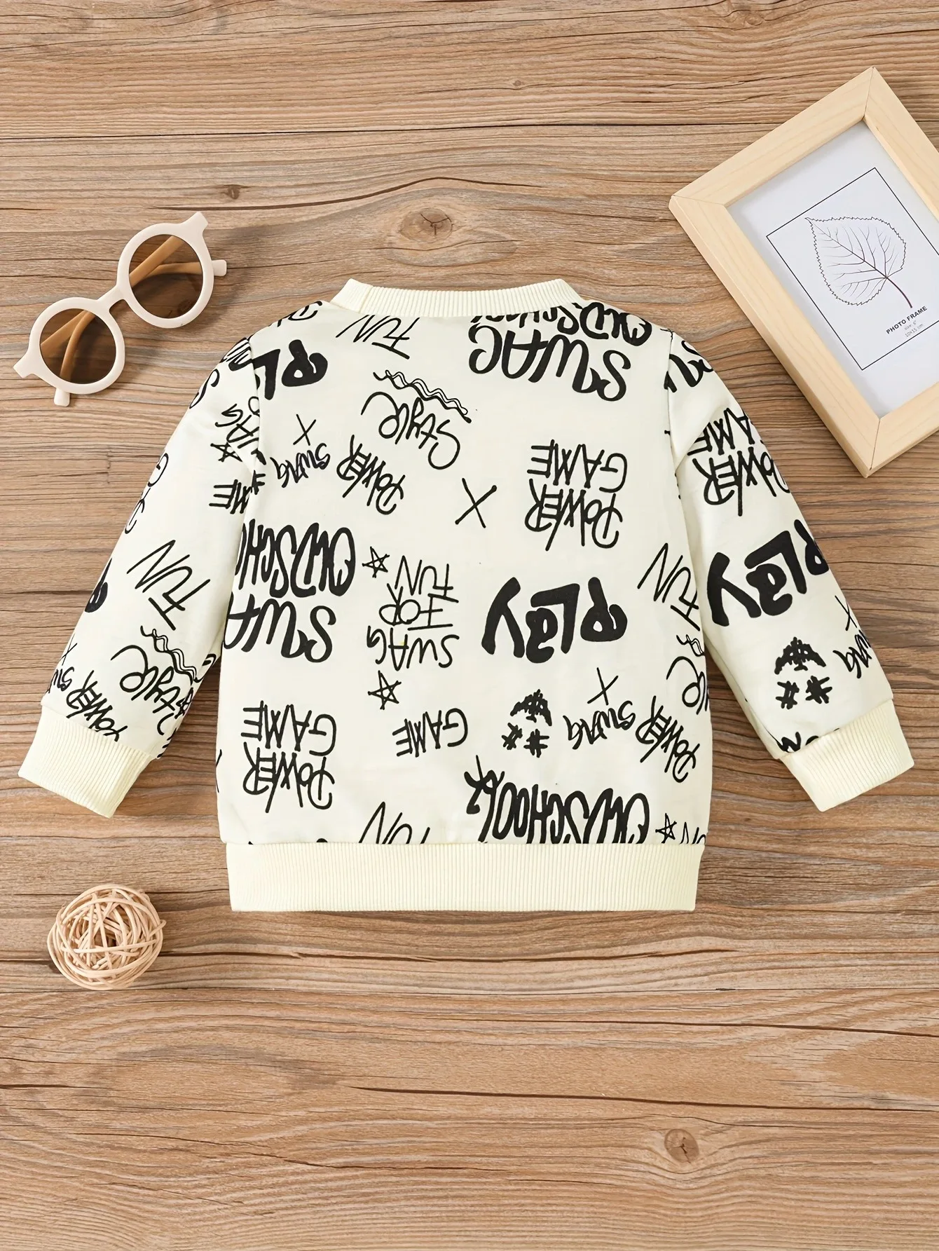 كنزة صوفية برقبة مستديرة مع طباعة حروف وأكمام طويلة وقمة غير رسمية للرضع والأولاد والربيع والخريف