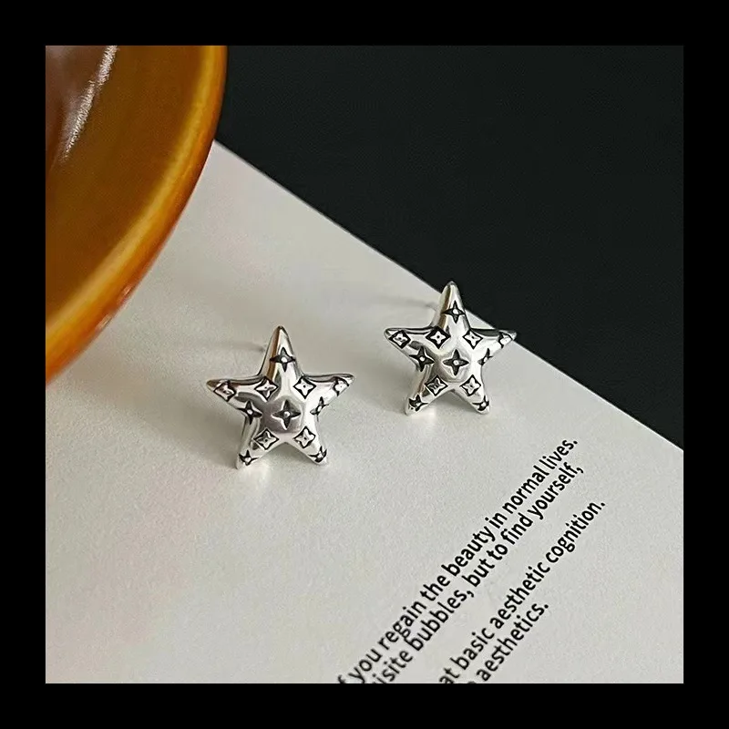 

Hot Sale Redo Old Small Flower Pentagram Earrings Women's Small Simple Temperament Niche Design