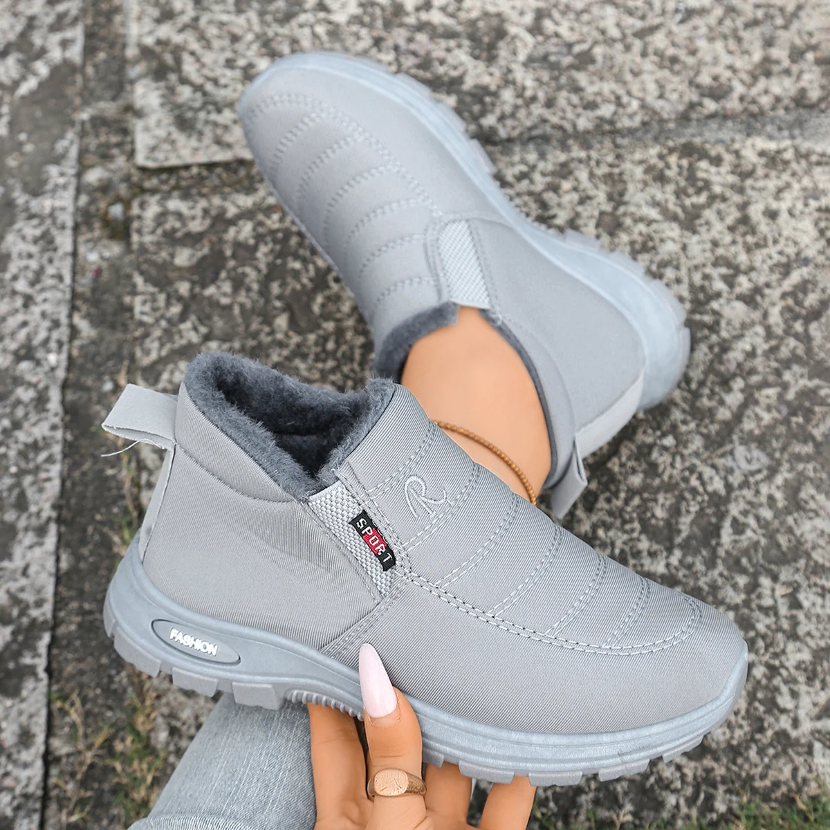 Thumbnail 4 - #11 Best Snow Boots to Buy In 2026