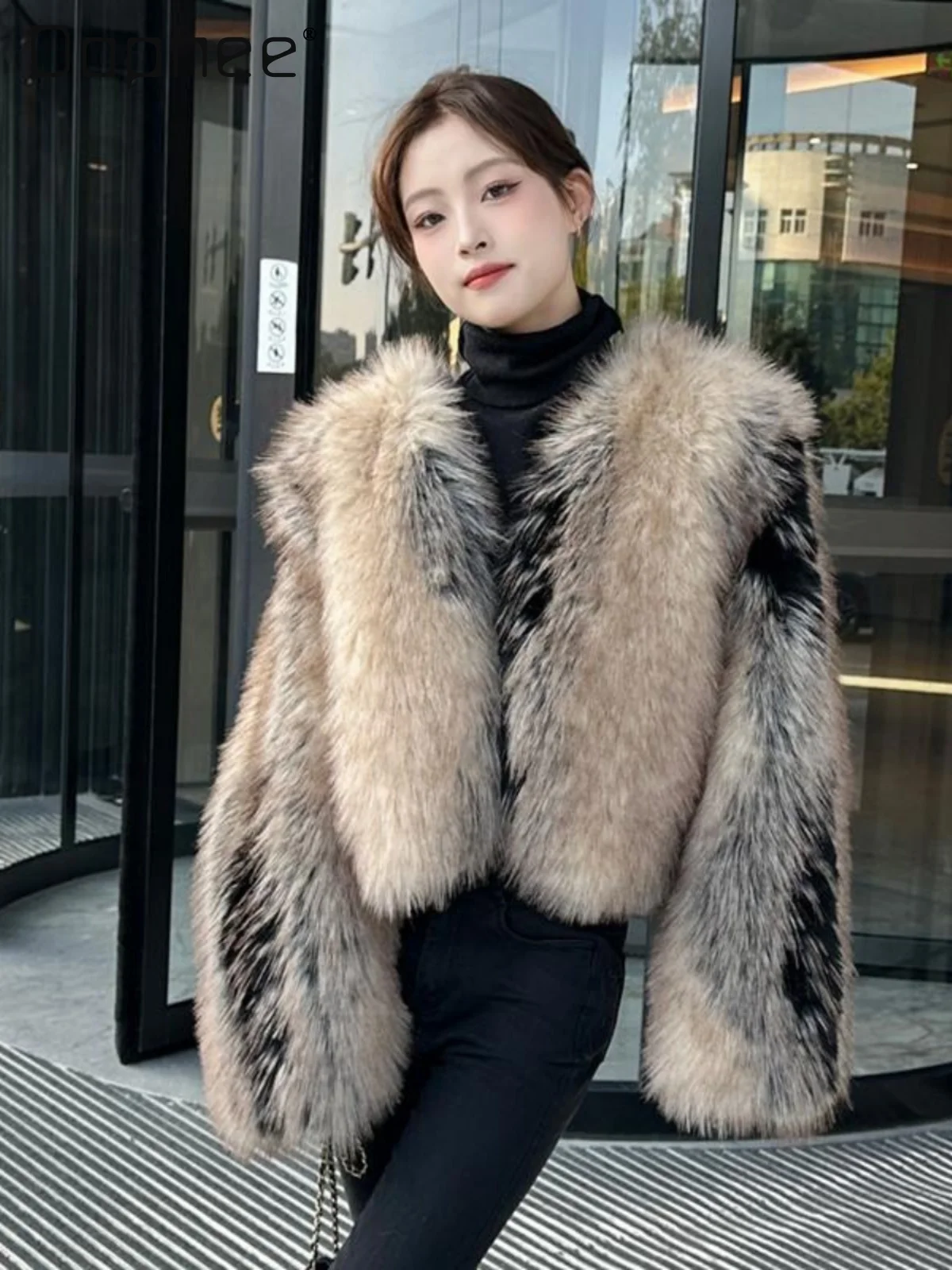 Fashion Trend Eco-Friendly Fox Fur Coat for Women Short Winter New High-End Street Thickened Warm Coat Female Socialite Faux Fur