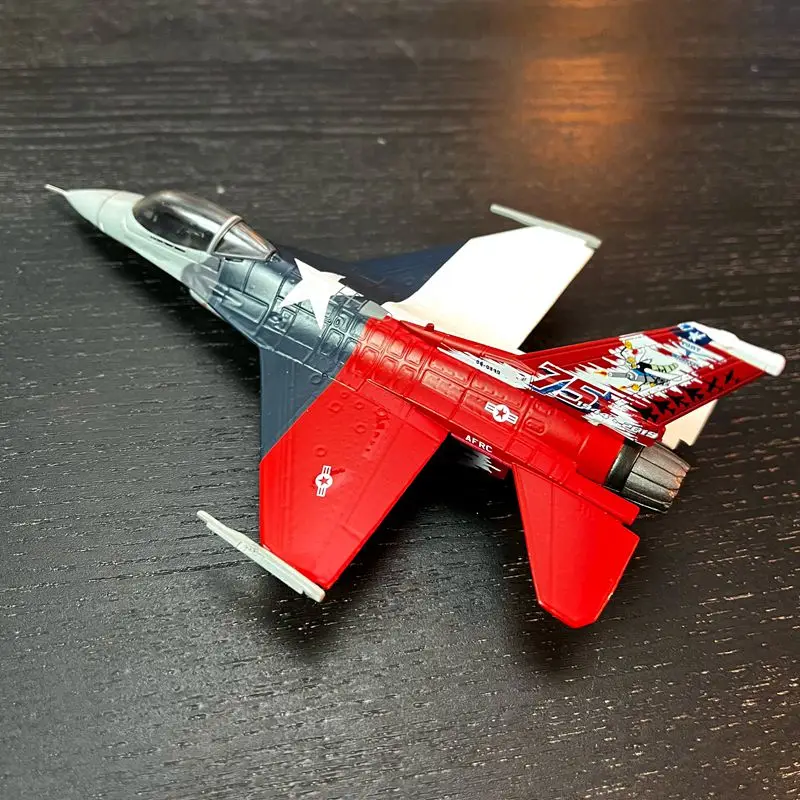 1: 100 alloy aircraft F-16 fighter jet finished product 457 squadron 57th anniversary painting with alloy bracket