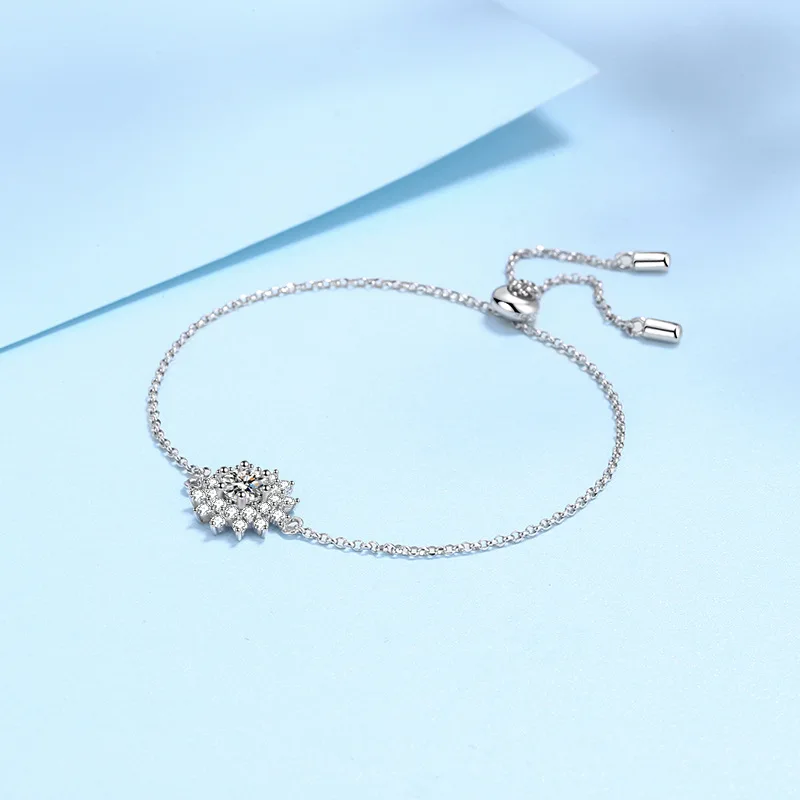 Sunflower S925 Silver Bracelet for Women 0.5 Carat Moissanite Diamond Adjustment Bracelet Engagement Jewelry 1 Piece Shipping