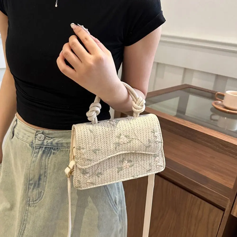 

Fashion Grass Woven Straw Bag Handmade Braid Rattan Handbags Bohemian Large Capacity Crossbody Bag for Women Girls