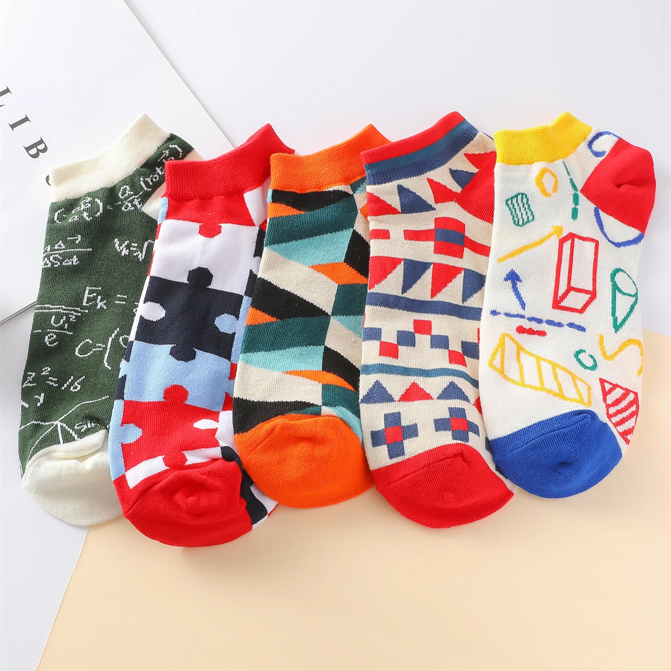 5 Pairs/Pack Men\'s Geometry Pattern Fashion Casual Ankle Socks Cotton Comfty Breathable Spring Summer Short Socks