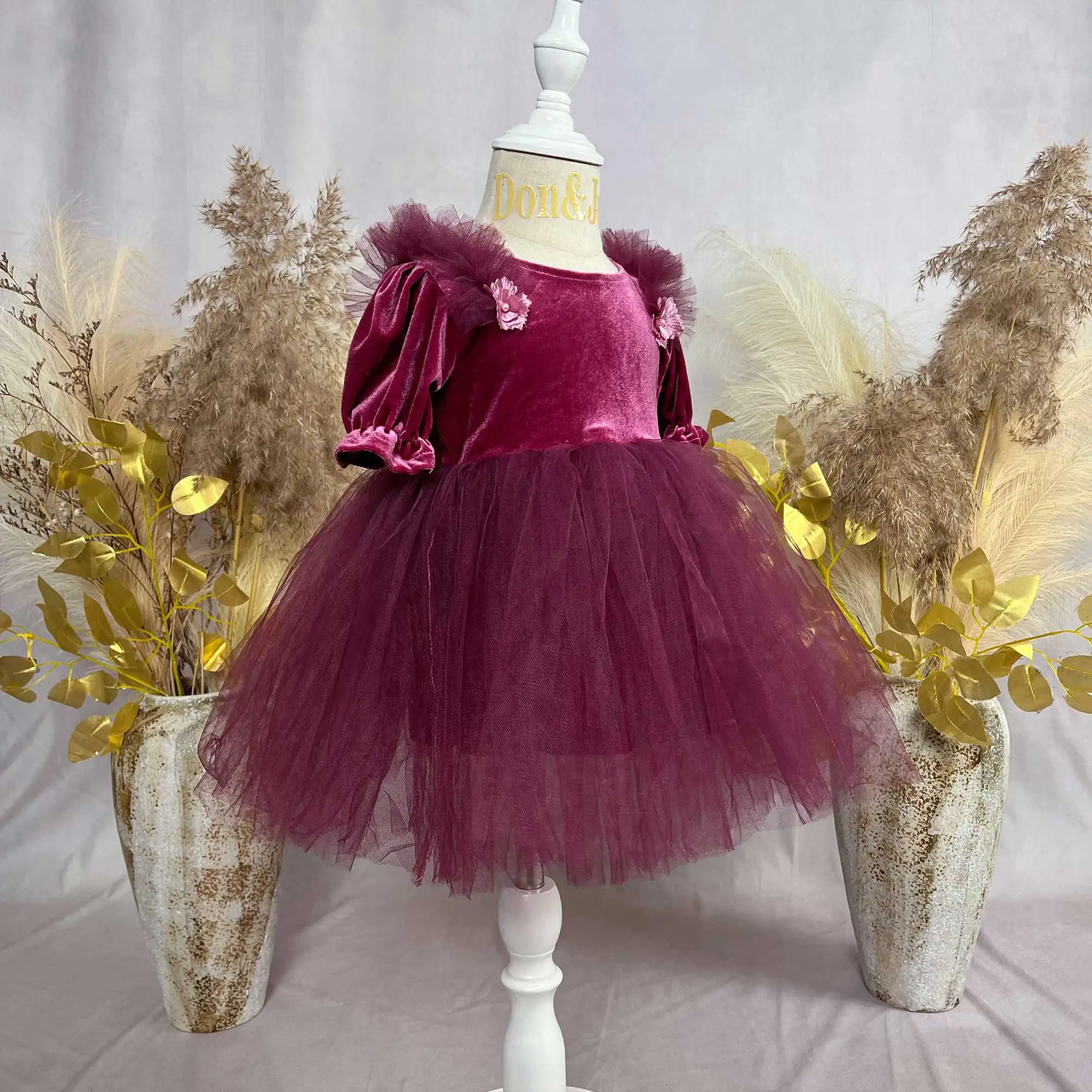 

Solid Velvet Puff Sleeves Paired with Organza Puffy Skirts Flower Girl Dresses Birthday Party First Communion Gowns Costume 2024