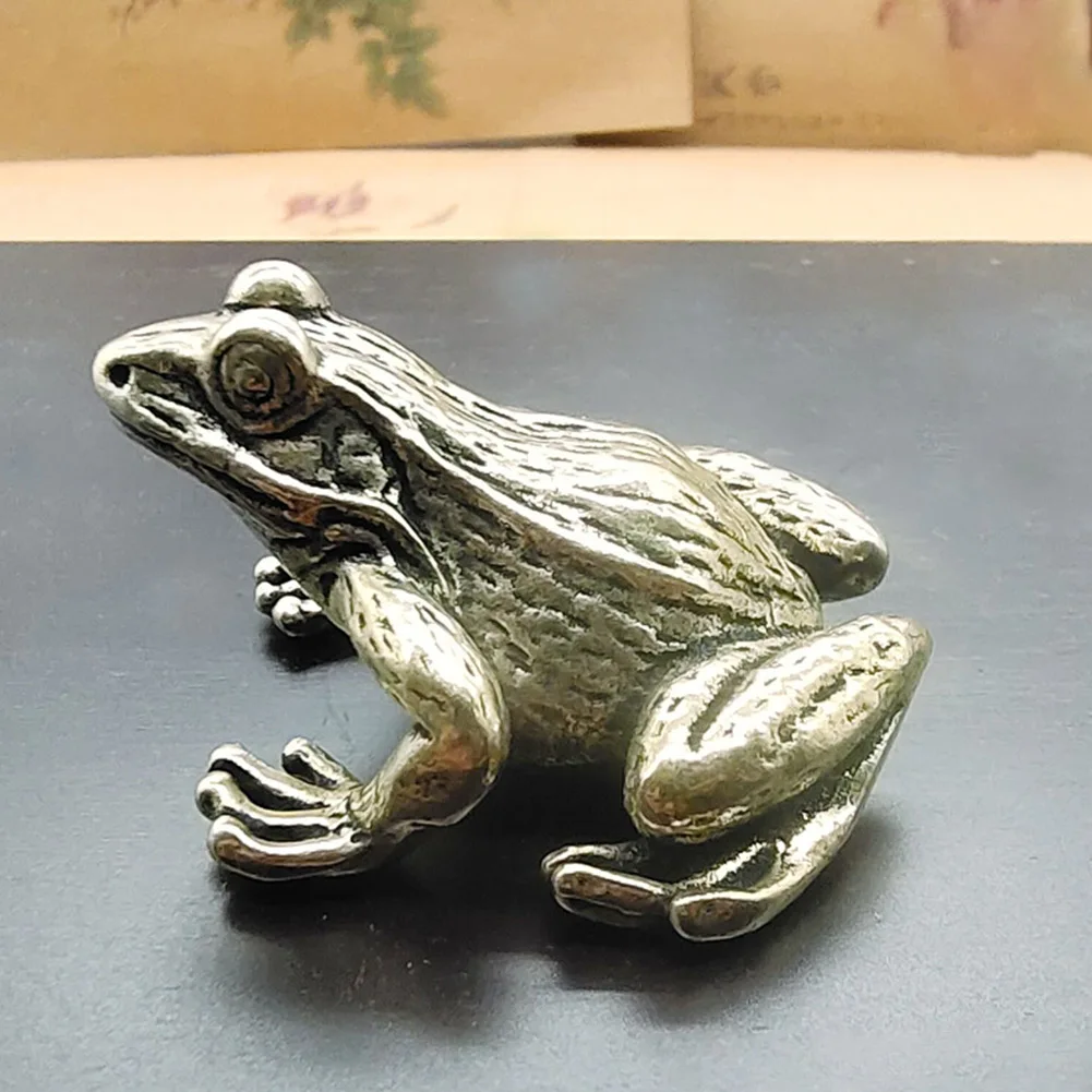 Solid Frog Figurine Small And Cute for traditional Craft 38x35x20mm Office Tabletop Decoration Simple And Vivid Classic