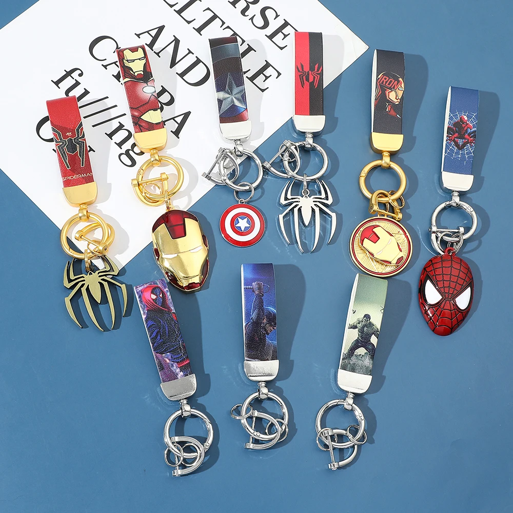 Marvel Avengers Leather Keychain Superhero Iron Man Spiderman Leather Badge Mask Pendant for Car Key Holder Accessories