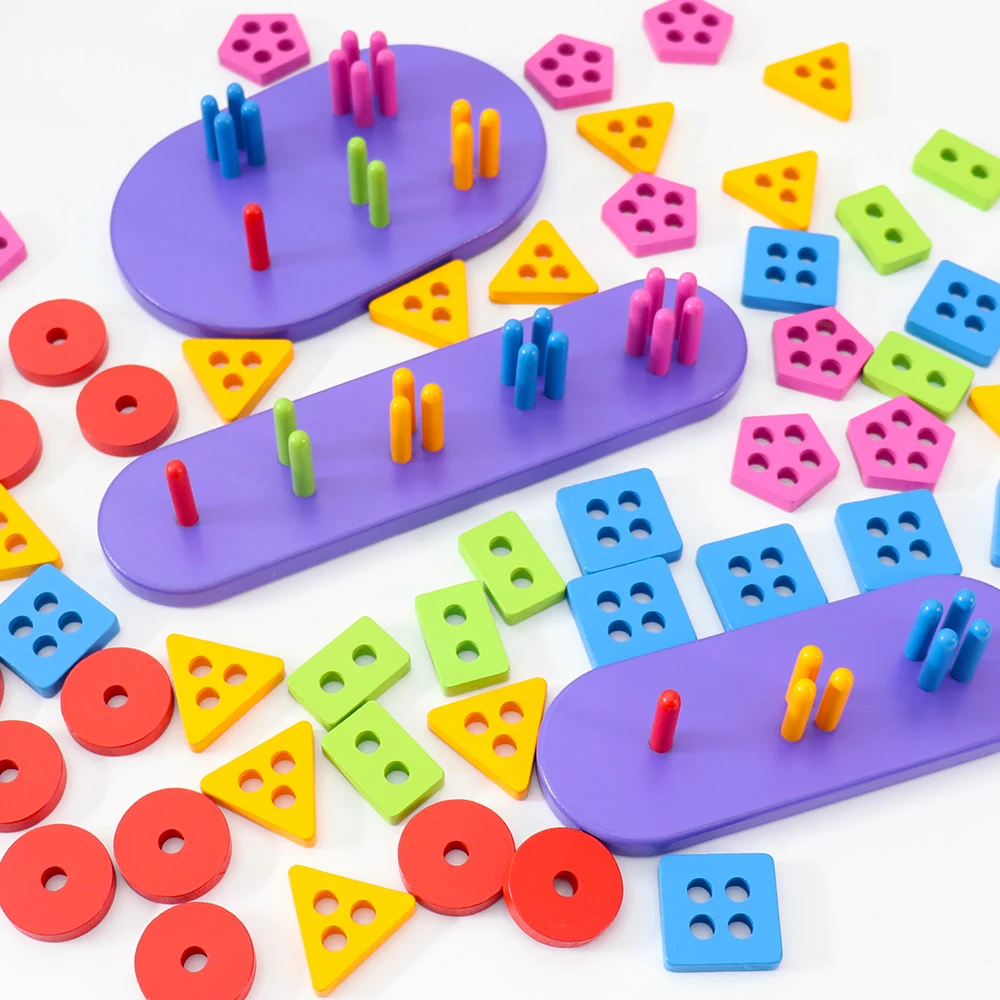 ألعاب الخرز على شكل: أشكال متناسقة الألوان لممارسة العد. يلعب الأطفال بمزيجات ذكية لمتعة تعزيز الدماغ بشكل فائق