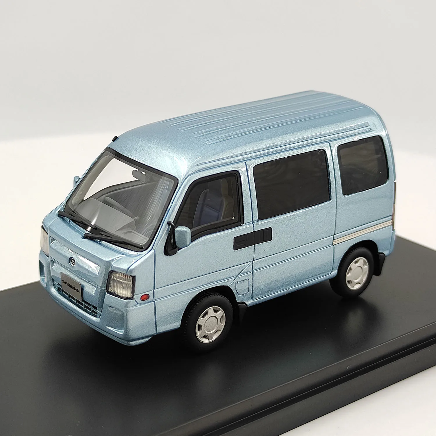 مرحبا قصة 1:43 مقياس سوبارو سامبال فان 2011 نموذج سيارة الراتنج #4