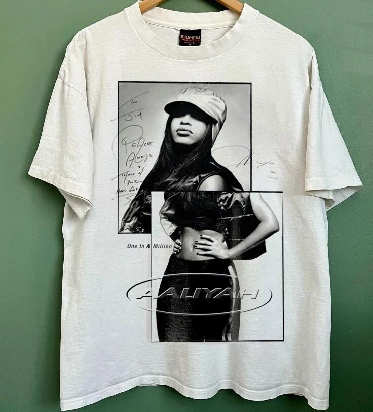 

Aaliyah Graphic White T-Shirt Blues Hip Hop Athletic Fit Summer New Vintage Fashion Men's and Women's Short Sleeve Top