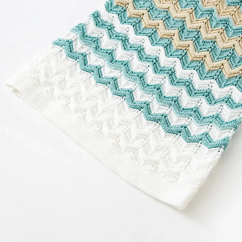 เดรสไหมพรมคอวี แขนยาว ทรงเข้ารูป โชว์ช่วงเอว สำหรับงานเลี้ยงกลางคืน งานวันเกิด หรืองานปาร์ตี้ต่างๆ