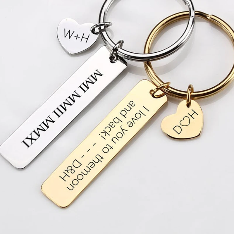 Customized Love Nameplate Name Stainless Steel Keychain Fashion Pendant Couple Luxury Jewelry Keychain Wholesale Festival Gifts